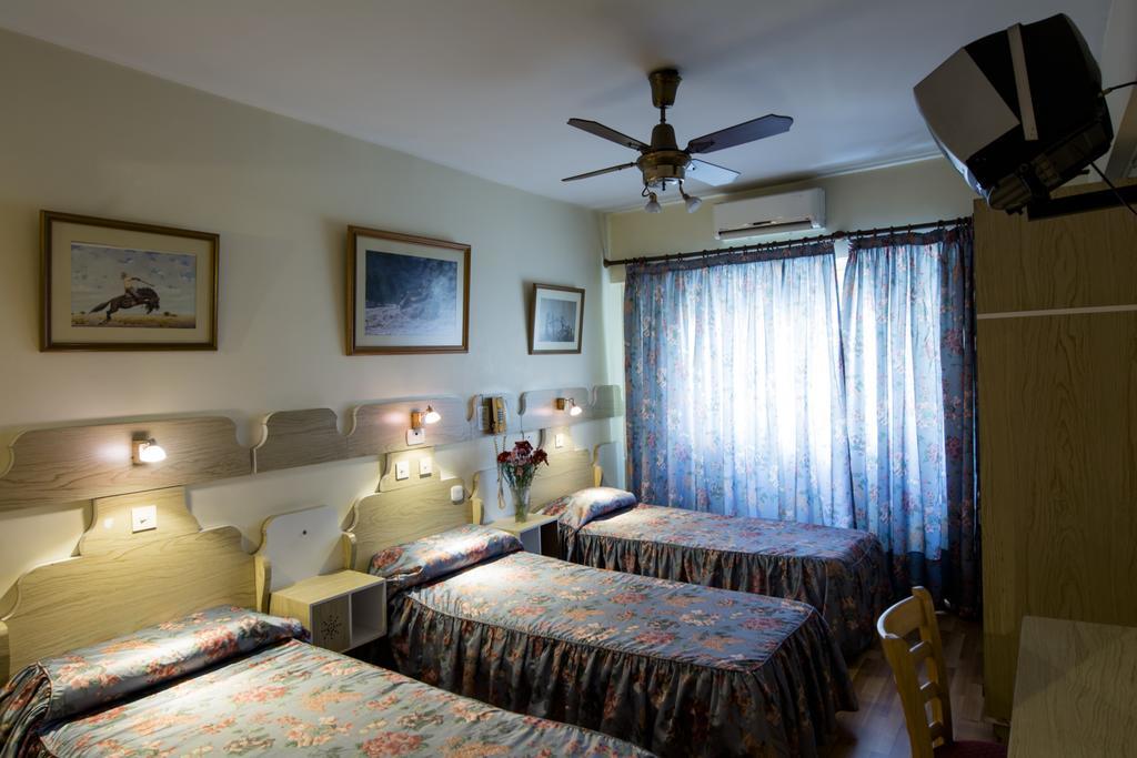 בואנוס איירס Hotel Pacifico מראה חיצוני תמונה